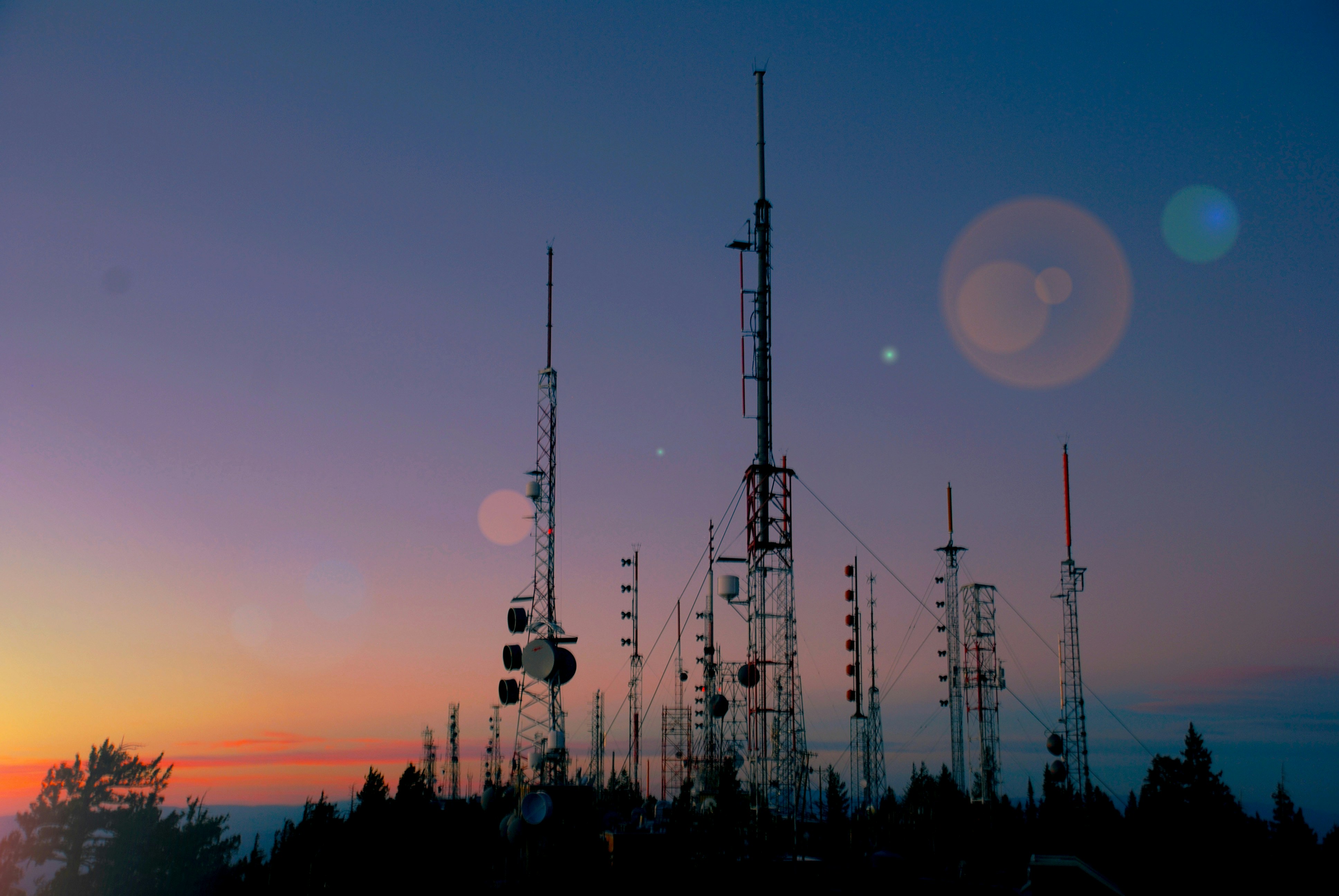 How Much Antenna Separation Do You Need?